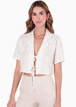 Blusa manga corta con cuello tipo solapa y anudados en frente color blanco, marfil para mujer - Flashy