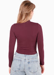 Blusa manga larga con cortes en delantero color vino para mujer - Flashy