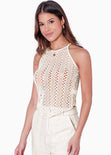 Blusa sin mangas con cuello halter y tela tipo crochet color beige para mujer - Flashy