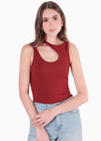 Blusa sin mangas con cut out en escote color vino para mujer - Flashy