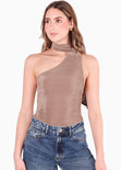Body de un solo hombro con gargantilla color beige para mujer - Flashy