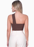 Crop top strapless con cut out y cargadera en diagonal color café para mujer - Flashy