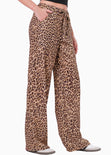 Pantalón recto tipo lino, de animal print, con elástico en cintura y anudado color café para mujer - Flashy