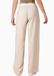 Pantalón wide leg tipo lino con pretina en contraste y anudado en cintura color beige para mujer - Flashy