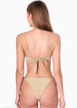 Panty de vestido de baño con la pretina en v y anudados en costados color dorado para mujer - Flashy