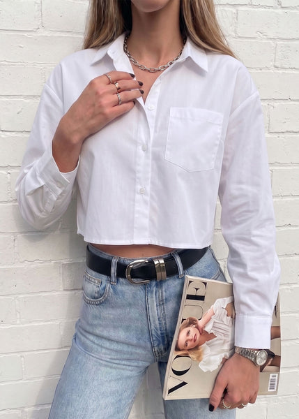 Camisa corta manga larga de cuello y perilla bordado en bolsillo - COLORADO