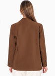 Blazer con bolsillos color café para mujer - Flashy
