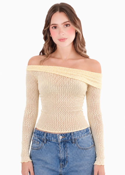 Blusa asimétrica manga larga de color amarillo - OLINDA