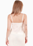 Blusa con cortes tipo copas y con vuelo en base color blanco, marfil para mujer - Flashy