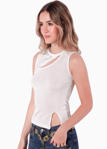 Blusa con hueco y entorchado en escote - HIBIKI