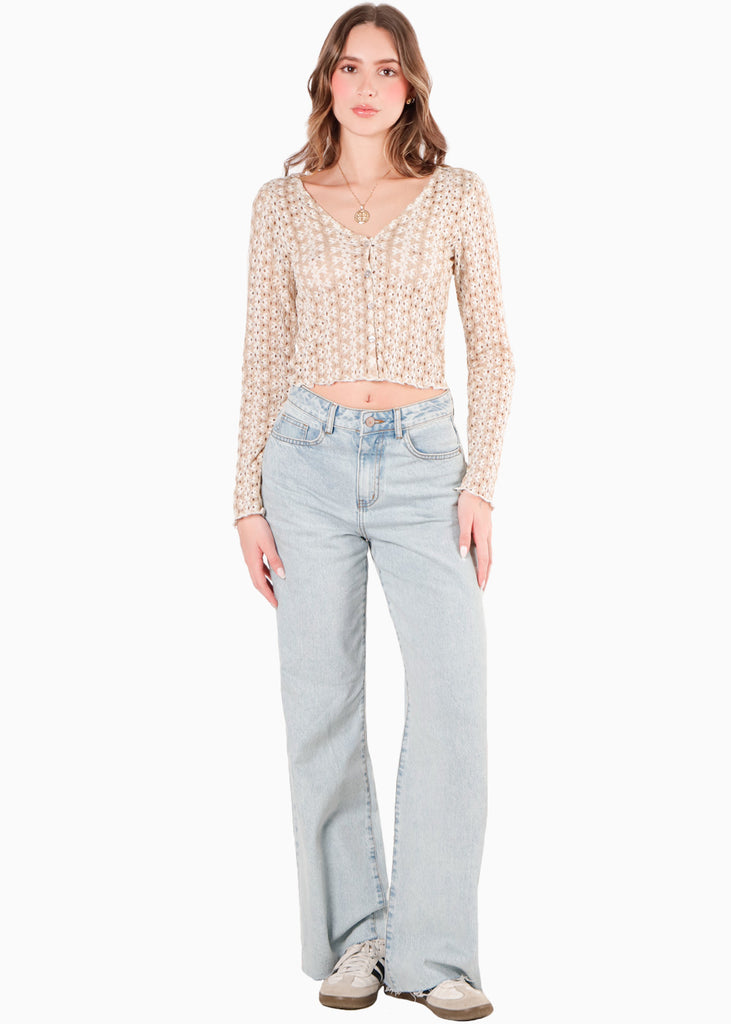 Blusa corta manga larga con botones color beige para mujer - Flashy