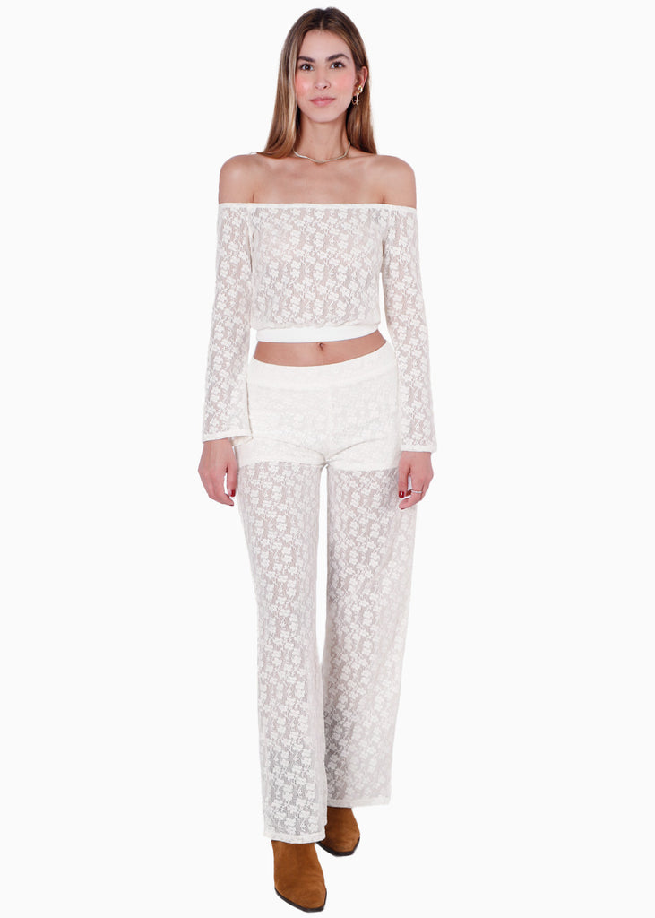 Blusa corta manga larga de encaje con escote off shoulder color blanco, marfil para mujer - Flashy