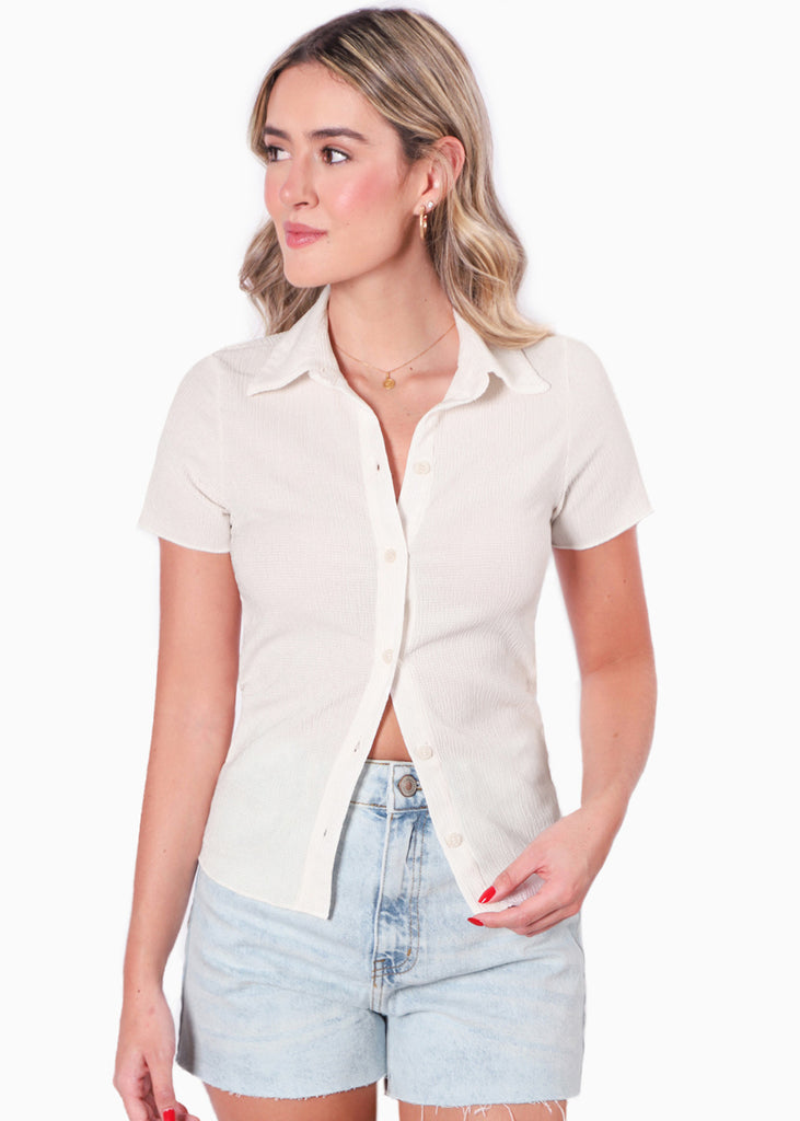 Blusa manga corta con botones y cuello color blanco, marfil para mujer - Flashy