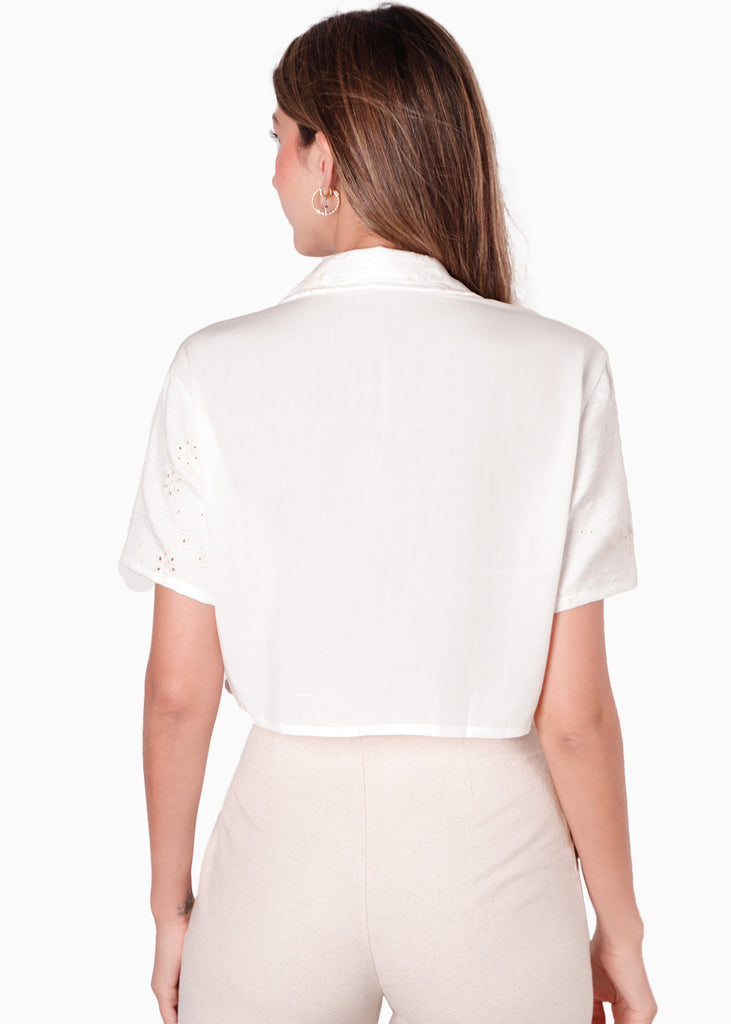 Blusa manga corta con cuello tipo solapa y anudados en frente color blanco, marfil para mujer - Flashy