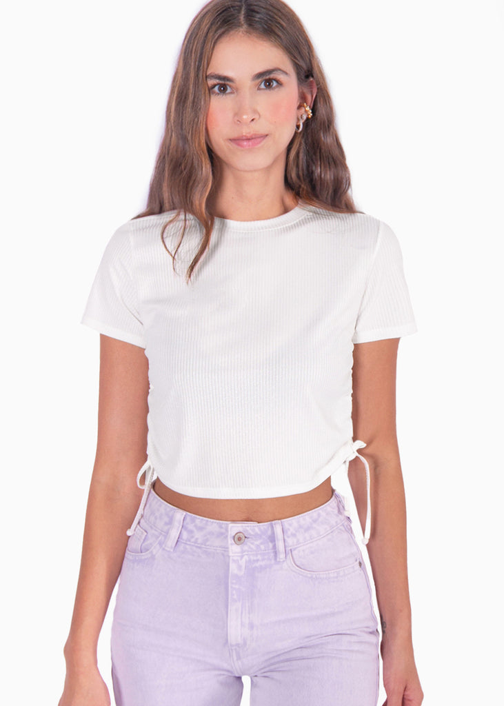 Blusa manga corta con recogido en costados color marfil, blanco para mujer - Flashy