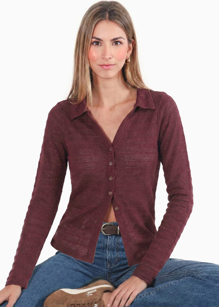 Blusa manga larga con botones y cuello - BELKY.UVA