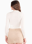 Blusa manga larga con cortes en delantero color blanco, marfil para mujer - Flashy