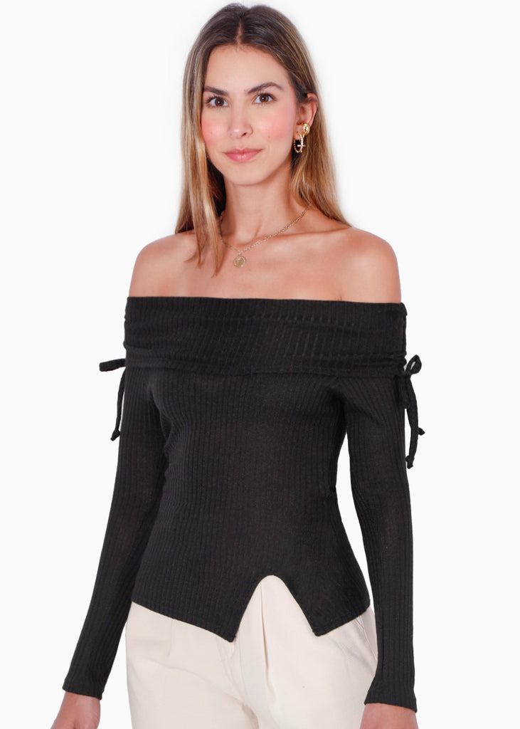 Blusa manga larga con escote off shoulder y recogidos en manga color negro para mujer - Flashy
