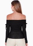 Blusa manga larga con escote off shoulder y recogidos en manga color negro para mujer - Flashy