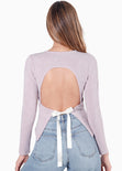 Blusa manga larga con espalda descubierta y anudado en contraste color lila para mujer - Flashy