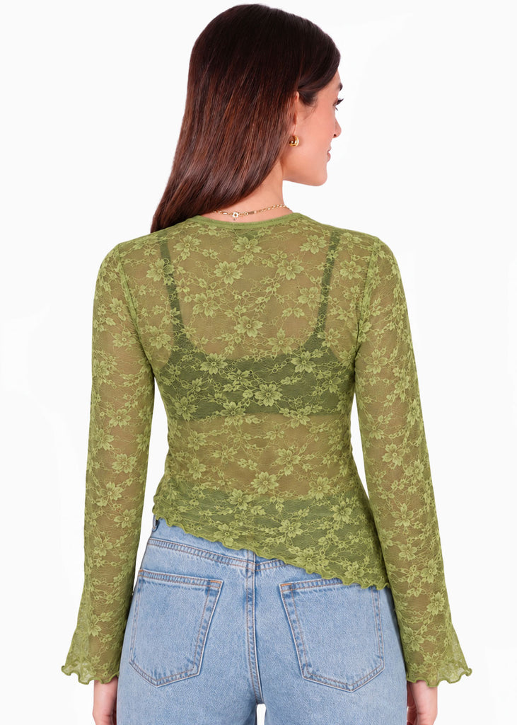 Blusa manga larga con ruedo asimétrico con puños y ruedo con ruches - ORTIGA