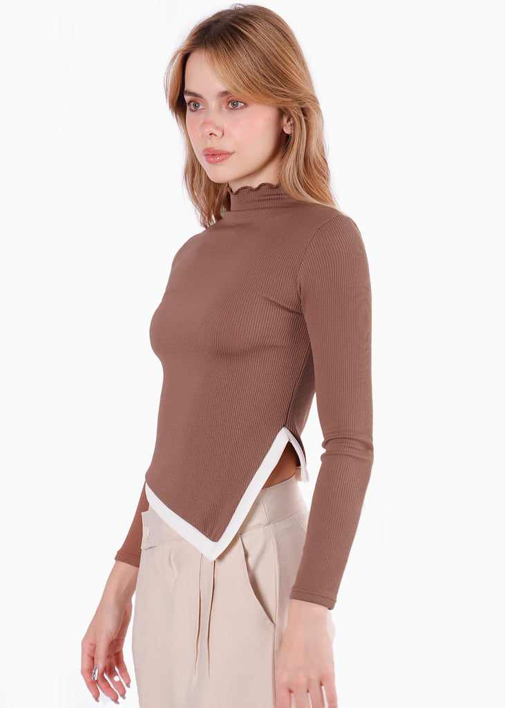 Blusa manga larga cuello alto contraste en ruedo para mujer - Flashy