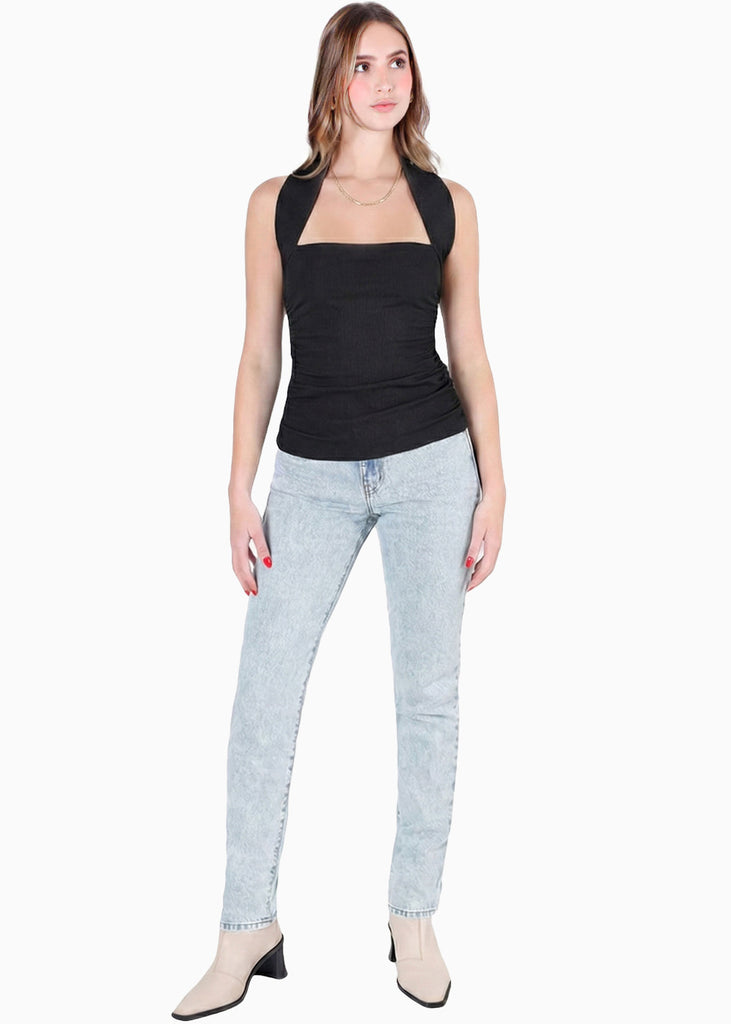 Blusa sin mangas con escote sobre el cuello en triangulo - RICHMOND.NEGRA