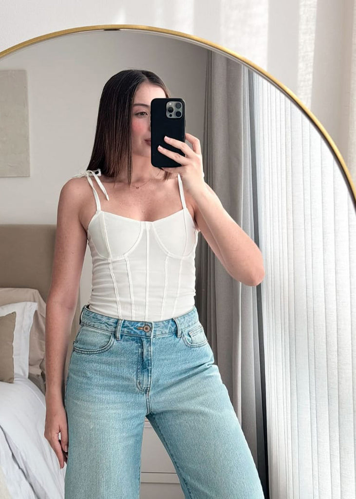 Blusa tipo corset con cargaderas anudadas color blanco, marfil para mujer - Flashy
