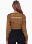 Buzo crop tejido desagujado color café para mujer - Flashy