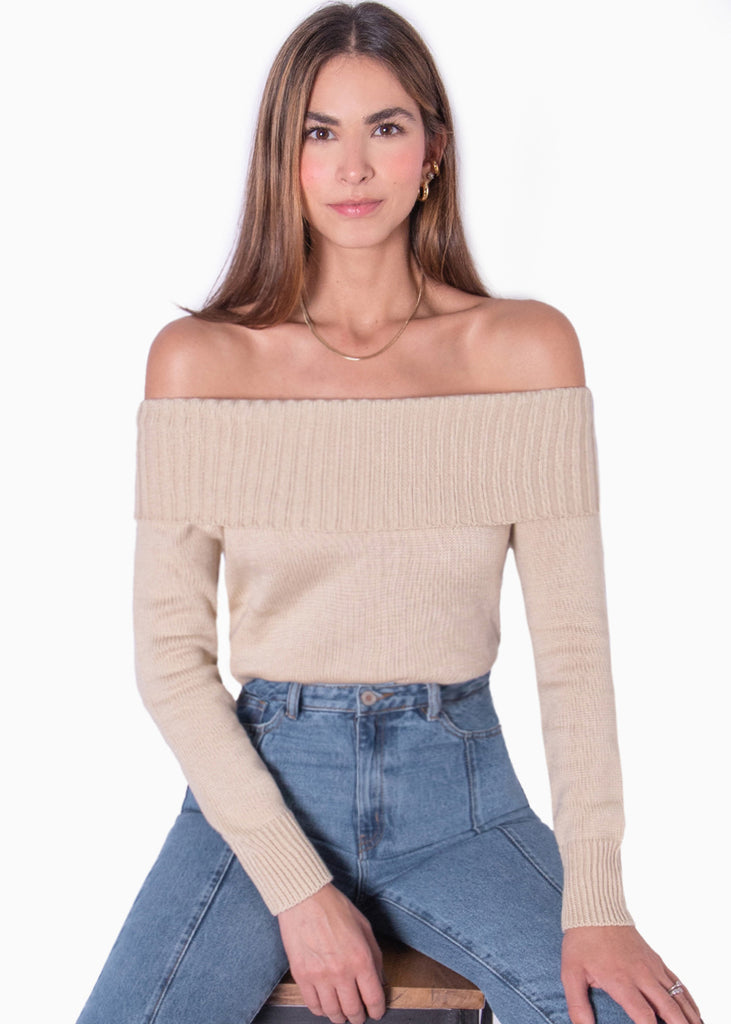 Buzo tejido manga larga con escote off shoulder color beige para mujer - Flashy