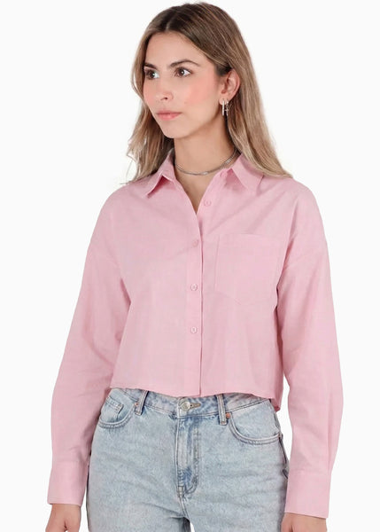 Camisa corta manga larga de cuello y perilla bordado en bolsillo - COLORADO.ROSA