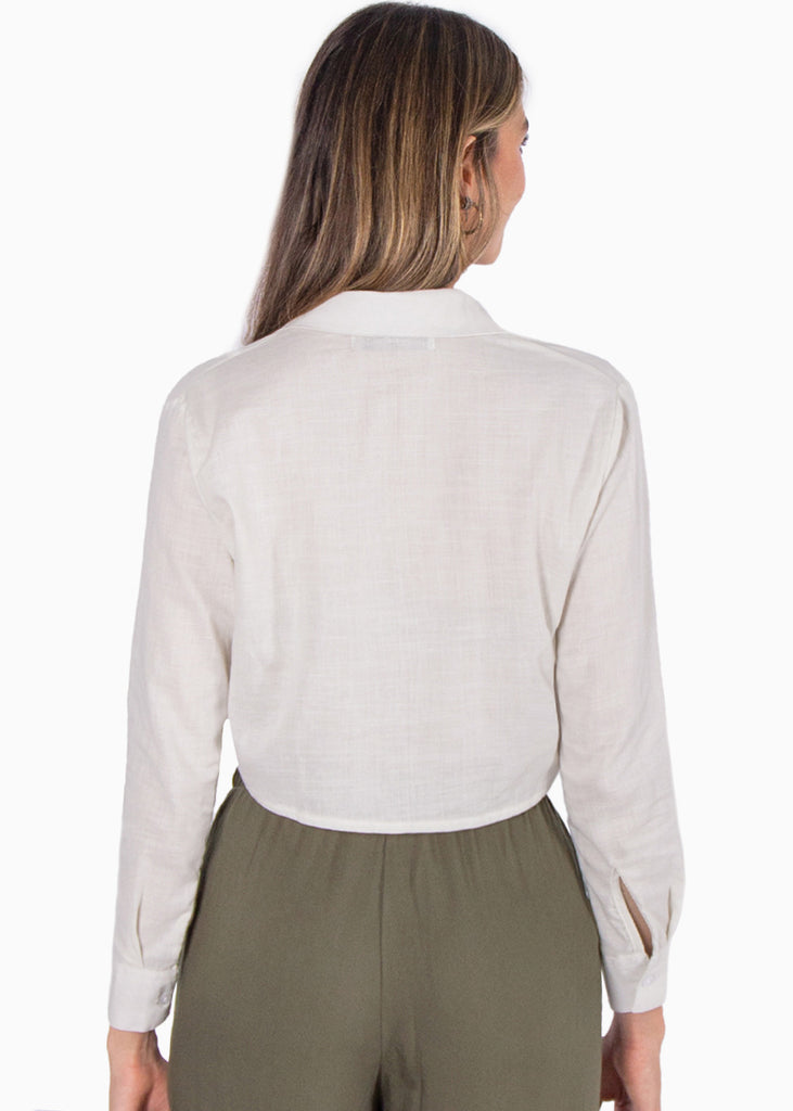 Camisa crop manga larga con botones y anudado color marfil, blanco para mujer - Flashy