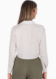 Camisa crop manga larga con botones y anudado color marfil, blanco para mujer - Flashy