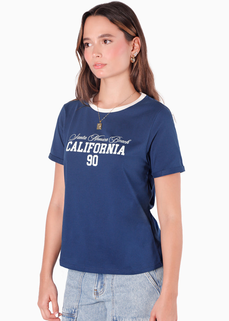 Camiseta básica con estampado “Santa Monica beach” con cuello en contraste color azul para mujer - Flashy