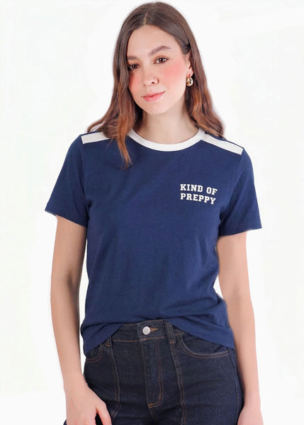 Camiseta basica con estampado y con rayas y cuello en contraste - SEDONA.AZUL