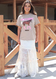 Camiseta con estampado de caballo color beige para mujer - Flashy