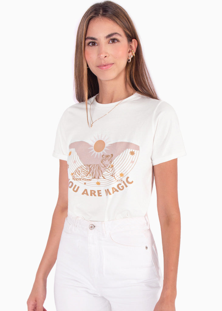 Camiseta con estampado "You are magic" y tigre color marfil para mujer - Flashy