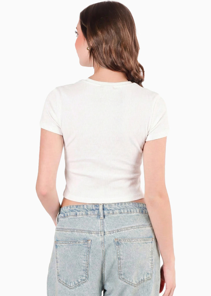 Camiseta corta y ajustada tipo baby tee con bordado - ARLINGTON