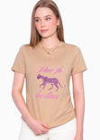 Camiseta estampada "Dare to be fierce" color beige para mujer - Flashy