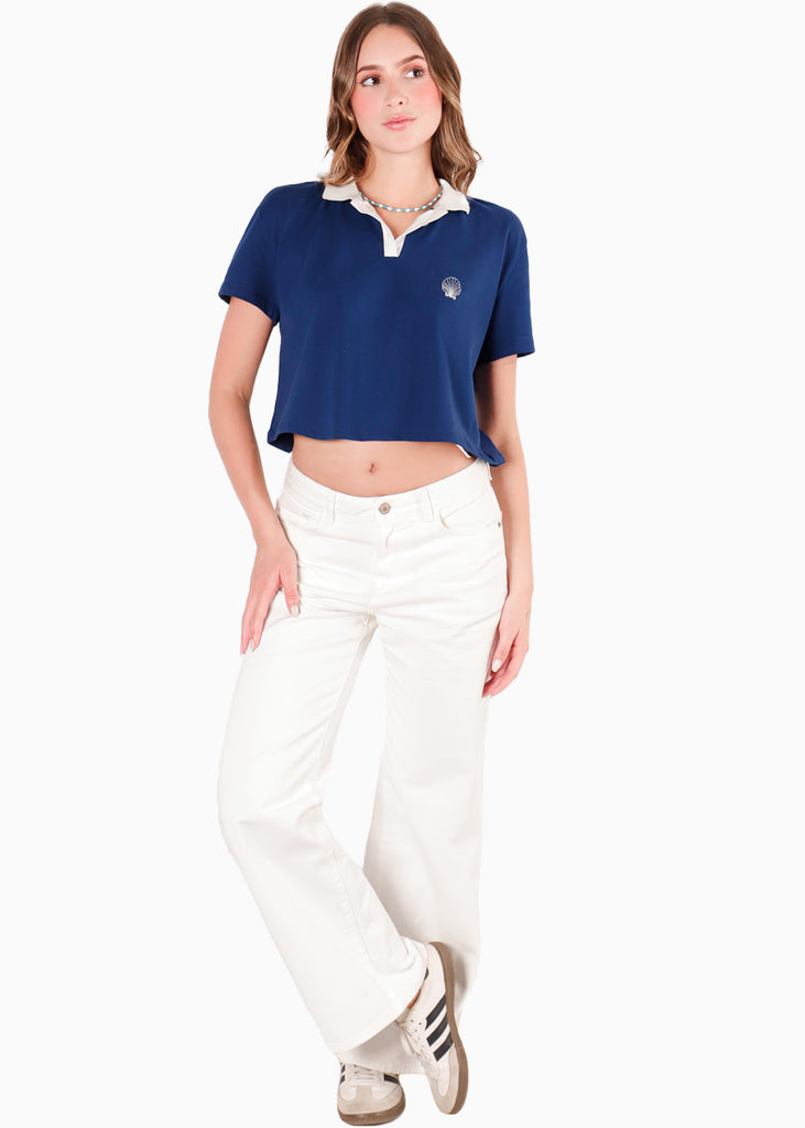 Camiseta tipo polo cropped con perilla, cuello en contraste y bordado color azul para mujer - Flashy