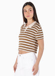 Camiseta tipo polo cropped con perilla cuello en contraste y bordado - TEGUCIGALPA