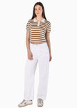 Camiseta tipo polo cropped con perilla cuello en contraste y bordado - TEGUCIGALPA