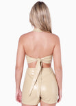Chaleco corto tipo halter color beige para mujer - Flashy