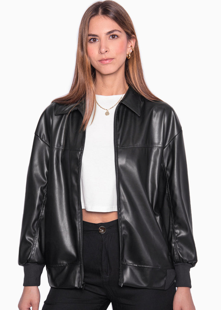 Chaqueta aviadora tipo cuero color negro para mujer - Flashy
