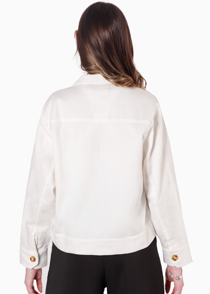Chaqueta con bolsillos y botones color blanco, marfil para mujer - Flashy