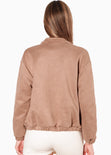 Chaqueta tipo bomber en gamuza color camel para mujer - Flashy