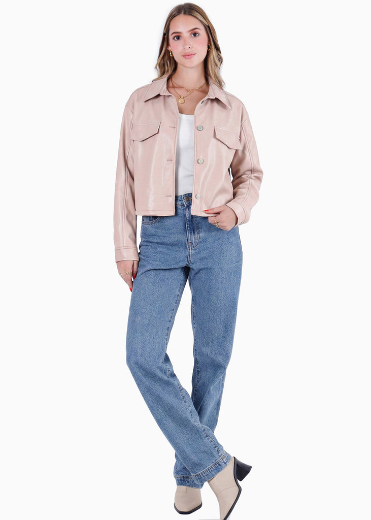 Chaqueta tipo cuero con bolsillos y cuello - ALINA.BEIGE