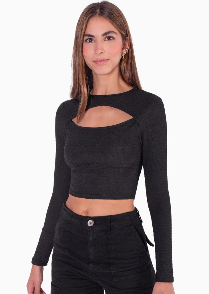 Crop top manga larga con abertura cut out en escote - LUCILIA