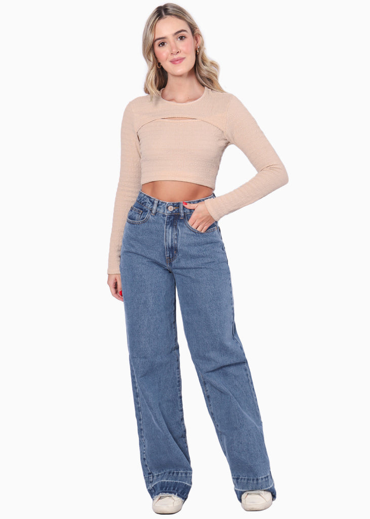 Crop top manga larga con abertura cut out en escote color beige para mujer - Flashy
