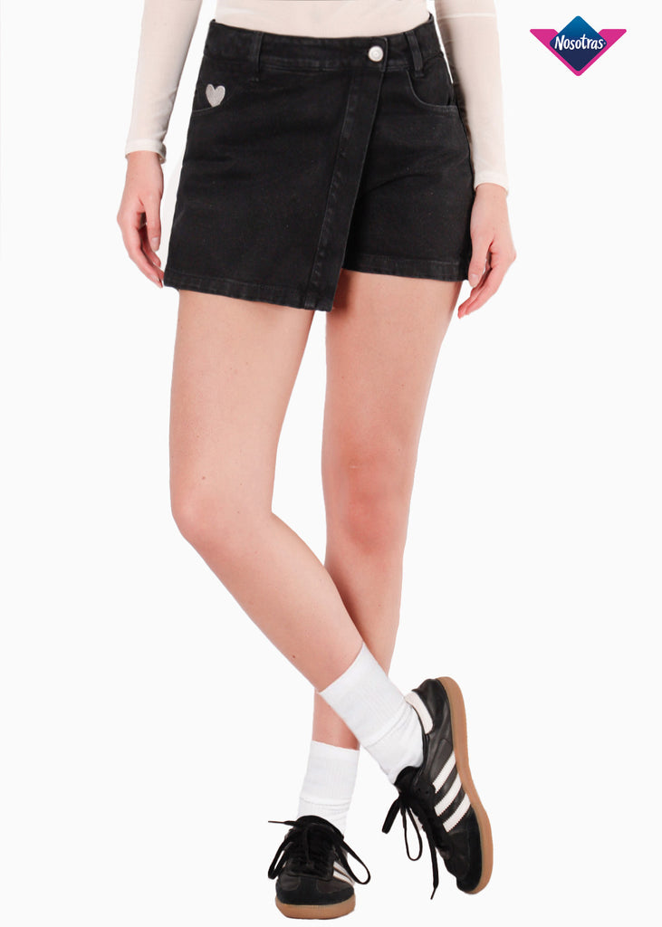 Falda short denim con corazon bordado en bolsillo para mujer - Flashy